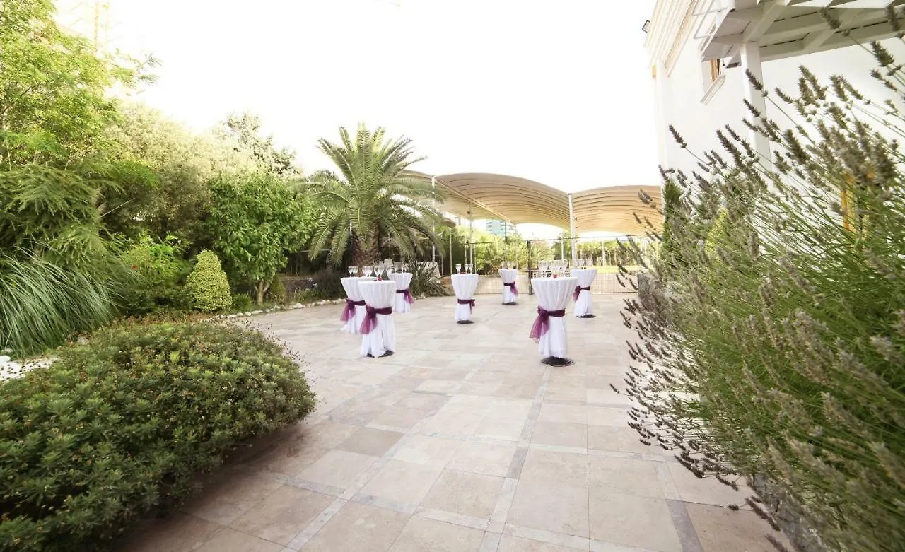 Kadak Garden Istanbul Otel 2*,