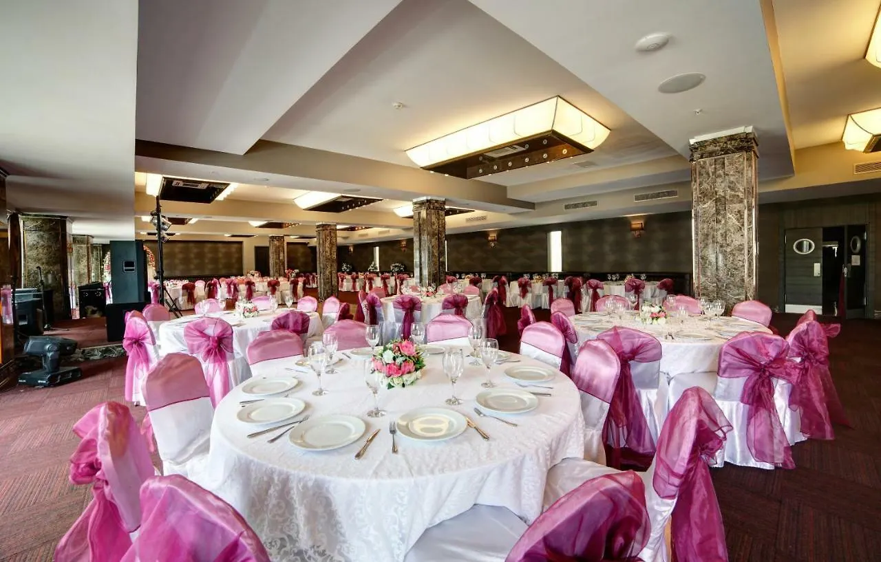 Kadak Garden Istanbul Otel 2*,  Türkiye